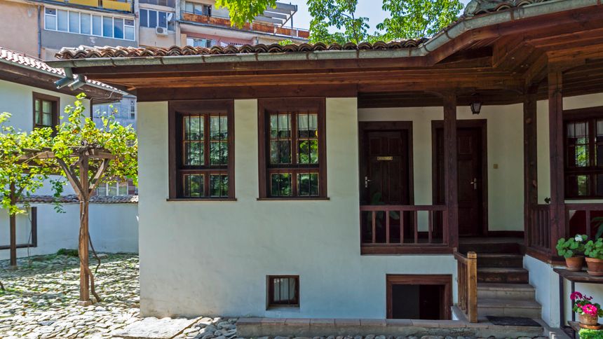 Karlovo near Banya