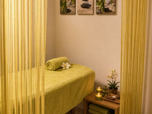 Bancheto and the Royal Bath in Banya 9